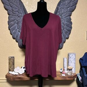 Old Navy V-neck Tee Shirt